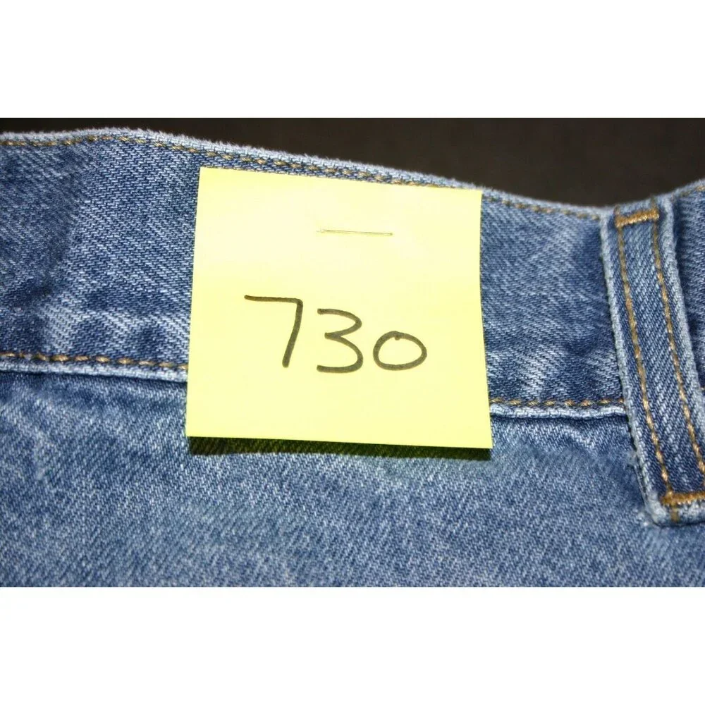 Kirkland jeans mens 34 x 31 Signature distressed straight blue